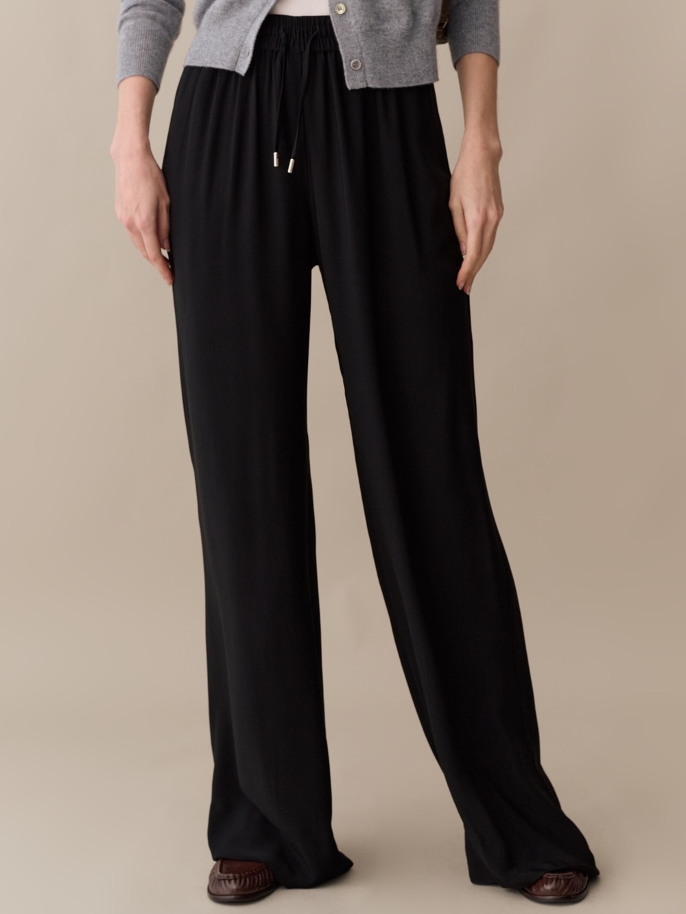 NWT CAARA Harmony Pant size 6 Black drawstring Few Moda Theory